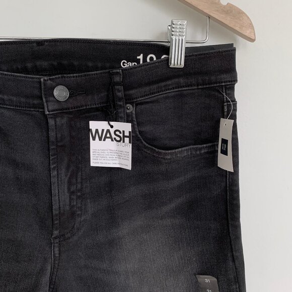 Gap Resolution Slim Straight Black Stonewash 31 Reg jeans - Picture 8 of 8